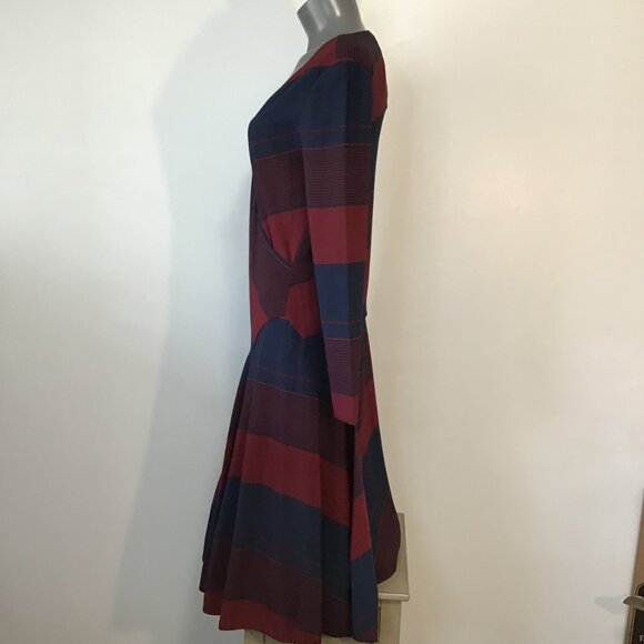 NWT Tory Burch Lyon Navy and Burgundy Strip V-Neck Dress Size 4 - Picture 6 of 14